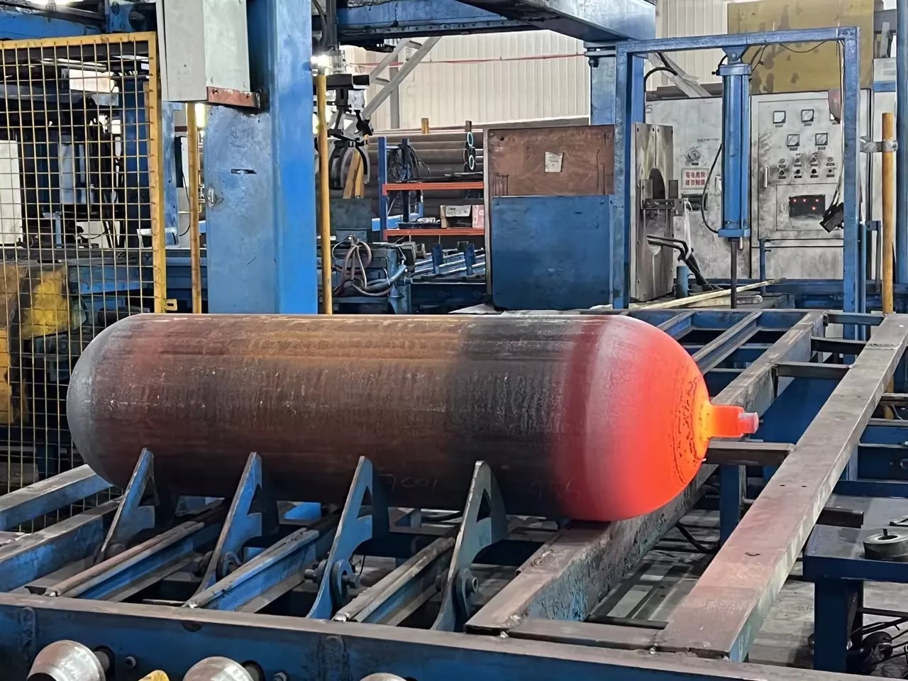 CNG cylinder CNG cylinder