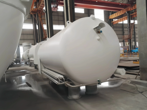 LNG Lorry Tanker-Customized Capacity